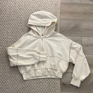 women’s cropped jacket